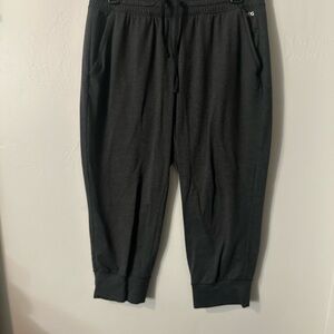 DSG Women's Black Cropped Pants